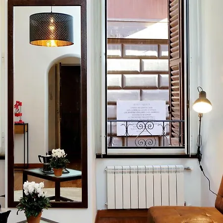 Balestrari Street - Mama's Apartment *
